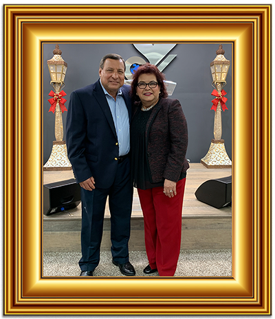 Pastores Ricardo y Caridad Calles